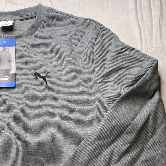 Puma Men's Heather Gray Crewneck Sweater - Picture 4 of 16